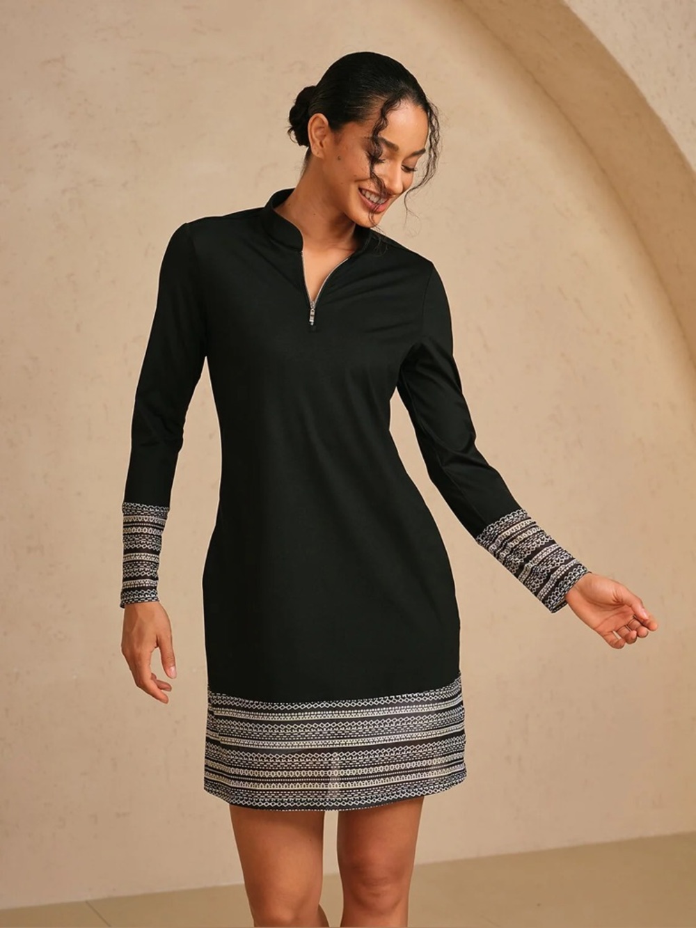 ACEGOLFS
More Than Basic Long Sleeve Printed Mesh 36.5 Inch Dress UPF50+ - Picture 2 of 11